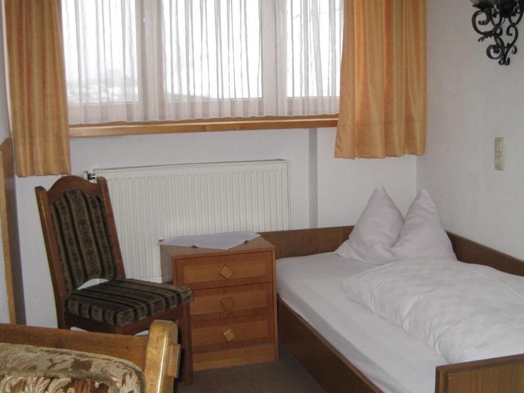 Hotel Zur Schonen Aussicht Übersee Pokój zdjęcie
