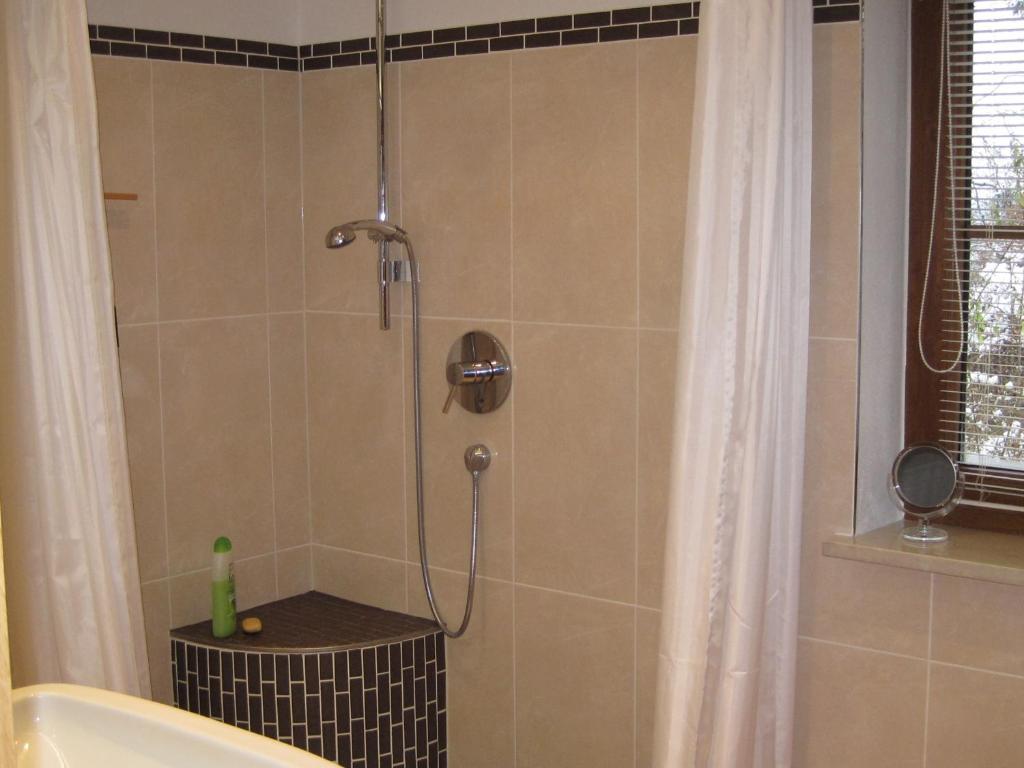 Hotel Zur Schonen Aussicht Übersee Pokój zdjęcie